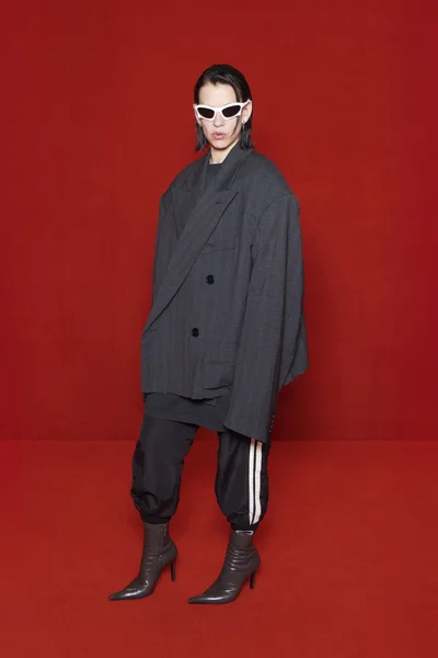 Look 25